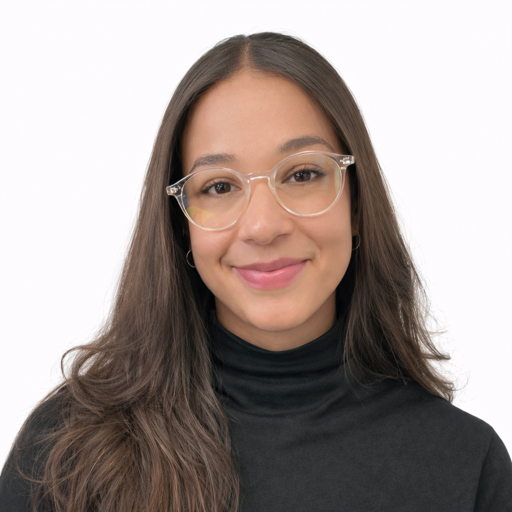 Seleynie Lorenzo, BS